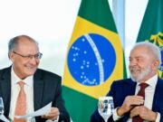 Lula dá recados a Trump e big techs e crítica família Bolsonaro