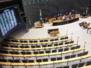 Congresso deixa de lado por 3 anos projeto sobre ‘adultização’ nas redes