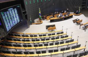 Congresso deixa de lado por 3 anos projeto sobre ‘adultização’ nas redes