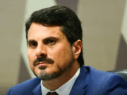 Moraes suspende uso de tornozeleira pelo senador Marcos do Val