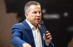 Prisão é injusta e representa mácula no julgamento, diz Mendes