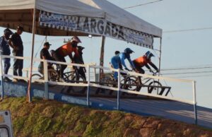 Emoção e muita disputa marcam a 5ª Etapa do Estadual de BMX em São José do Rio Claro