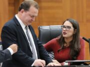 Janaina e Max vão acionar MPF contra vereador que xingou prefeita