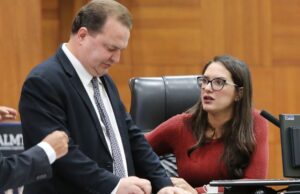 Janaina e Max vão acionar MPF contra vereador que xingou prefeita