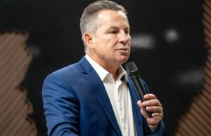 Mendes diz que apoia e trabalha “silenciosamente” por Bolsonaro