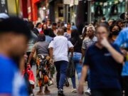 Brasil tem 213,4 milhões de habitantes, diz IBGE