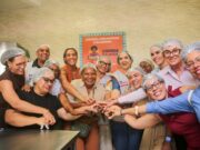 Com primeiras-damas do Brasil e da Bahia e ministra da Igualdade Racial, Margareth Menezes visita cozinha solidária em Salvador