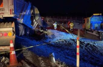 Politec identifica as 11 vítimas de acidente entre ônibus e carreta