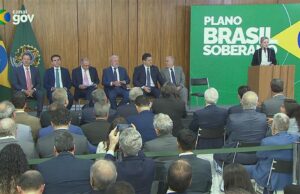 AO VIVOLula anuncia linha de crédito a empresas afetadas pelo tarifaço