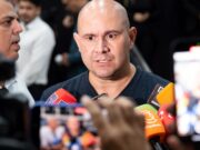 Abilio entrega aparelho de ressonância que faz 900 exames por mês