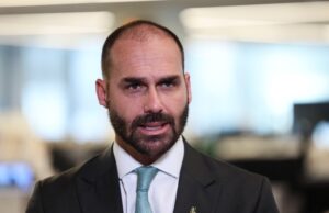 Motta barra Eduardo como líder e abre caminho para cassação