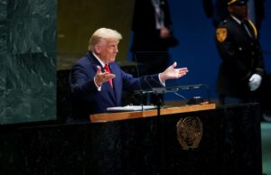 Trump cita abraço em Lula, 'química' e anuncia reunião sobre tarifaço