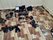 Trio é morto pela Polícia após aterrorizar família em assalto em MT