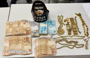 Em operação, PM acha R$ 50 mil, joias e drogas em VG; veja