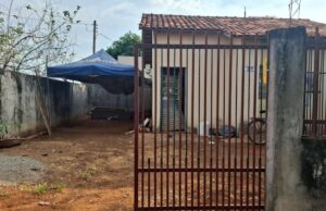 Jovem tem casa arrombada e é morto a tiros em MT