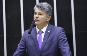 “Palavra final sobre aliança MDB e PL será dada por Bolsonaro”