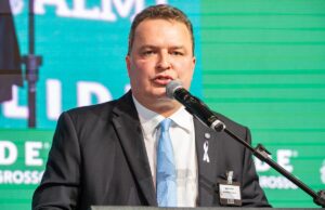 Max derruba veto que garante programa de prevenção à Endometriose