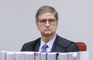 Gonet: golpe não exige 'ordem assinada'; julgamento volta às 14h