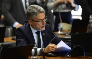 ‘Quero enterrar’, diz presidente da CCJ