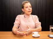 Flávia faz reforma para criar nova secretaria e fusão de pastas