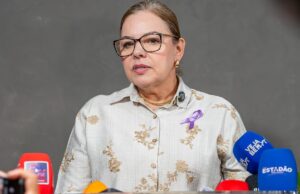 Presidente cogita comissão contra vereadores acusados de propina