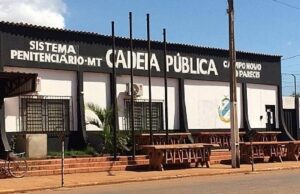 Detento é morto a golpes de machadinha em cadeia de MT