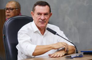 Vereador quer endurecer regra para cassações; veja quem apoia