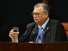 'Emendas PIX': Dino cita indícios de crimes e suspende repasses a 9 cidades