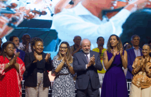 Com Lula, ministra da Cultura participa da abertura da 5ª Conferência Nacional de Promoção da Igualdade Racial — Ministério da Cultura