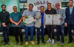 Botelho homenageia artistas e celebra o Dia do Lambadão com moção de aplauso
