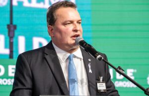 Max cita orçamento subestimado e quer estudo para mudar valor