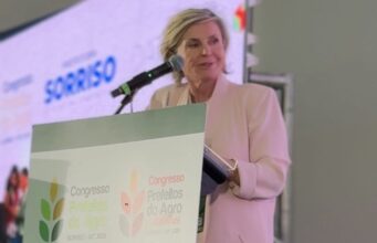Margareth Buzetti exalta força do agro e pede união para superar gargalos