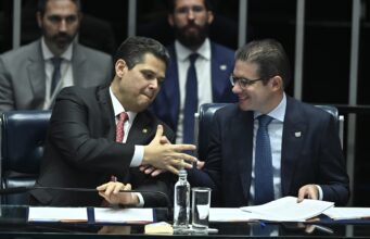 Deputados prometem 'troco' a senadores por PEC da Blindagem