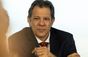 Comissão mista aprova medida provisória alternativa ao IOF