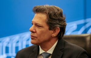 vamos enviar dois projetos de gasto e receita ao Congresso nesta terça