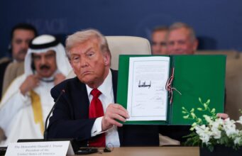 Sem Israel nem Hamas, líderes do mundo assinam cessar-fogo em Gaza