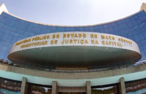 Homem é condenado a 18 anos de reclusão por feminicídio de esposa