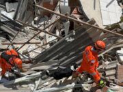 Explosão atinge oito casas, deixa dois mortos e diversos feridos em Olinda