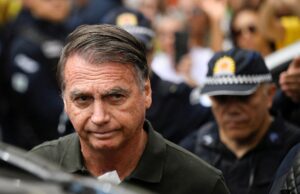 Bolsonaro começa a cumprir pena em regime fechado na PF em Brasília