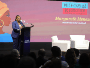 “As mulheres têm importância na reestruturação da política e na materialização da democracia”, diz ministra em debate sobre protagonismo feminino