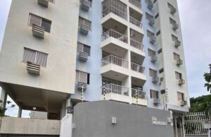 Homem invade condomínio e tenta roubar apartamento em Cuiabá