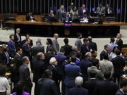 Congresso derruba vetos ao licenciamento ambiental e dá vitória expressiva à bancada ruralista