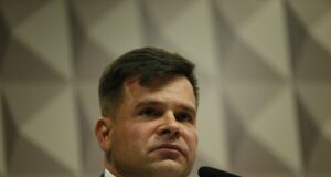 Silvinei levava carta em espanhol ao ser preso dizendo que câncer o impedia de falar e compreender ‘instruções orais’