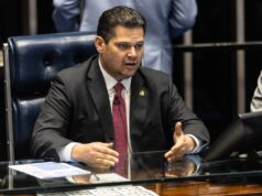 Alcolumbre cancela sabatina de Messias e critica governo por demora em enviar nome ao Senado