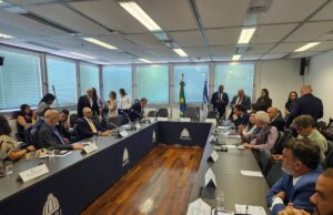 AO VIVOASSISTA: Deputados votam se mantêm prisão de presidente da Alerj