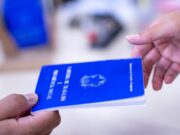 Desemprego fica em 5,2% em novembro e renova a menor taxa, diz IBGE