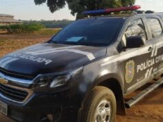 Idoso é morto a tiros dentro de carro na frente de bar em MT