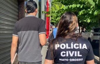 Colombiano é preso após tentar cortar dedos da companheira