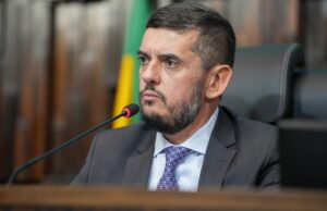 Moraes manda soltar Bacellar e impõe uso de tornozeleira eletrônica
