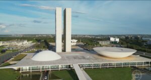 Orçamento de 2026 com R$ 61 bi para emendas é aprovado no Congresso